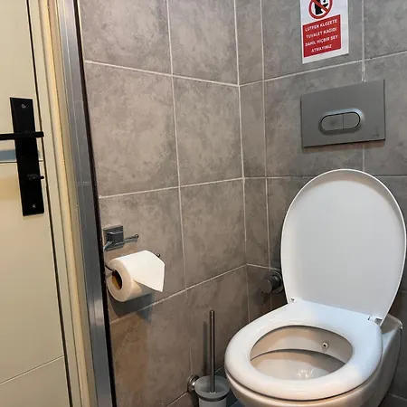 Frühstückspension White And Blue